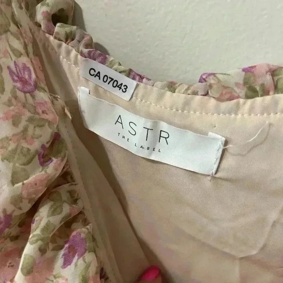 NWOT ASTR THE LABEL MAGNOLIA FLORAL RUFFLE HI-LO MAXI DRESS S - Picture 6 of 10